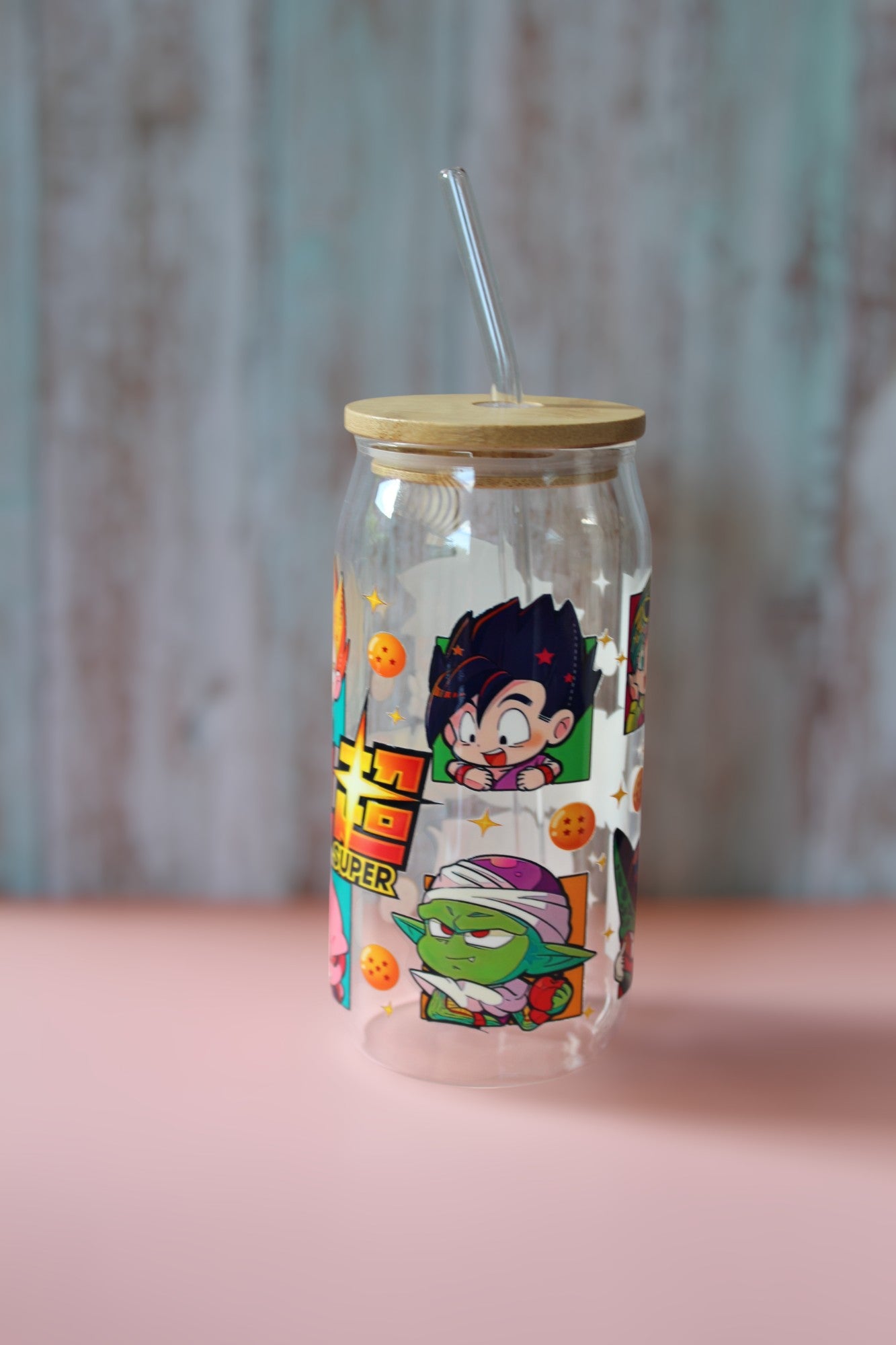 Trinkglas mit Bambus Deckel und Glasstrohhalm | Anime Trinkglas | Dragon Ball Trinkglas | Dragon Ball Z | Son Goku | Becher | 560ml | 18 uz.