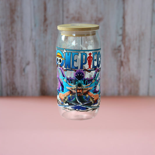 Trinkglas mit Bambus Deckel und Glasstrohhalm | Anime Trinkglas | One Piece Trinkglas | Trinkbecher | Zorro | Ruffy | Klar | 560ml | 18 uz.