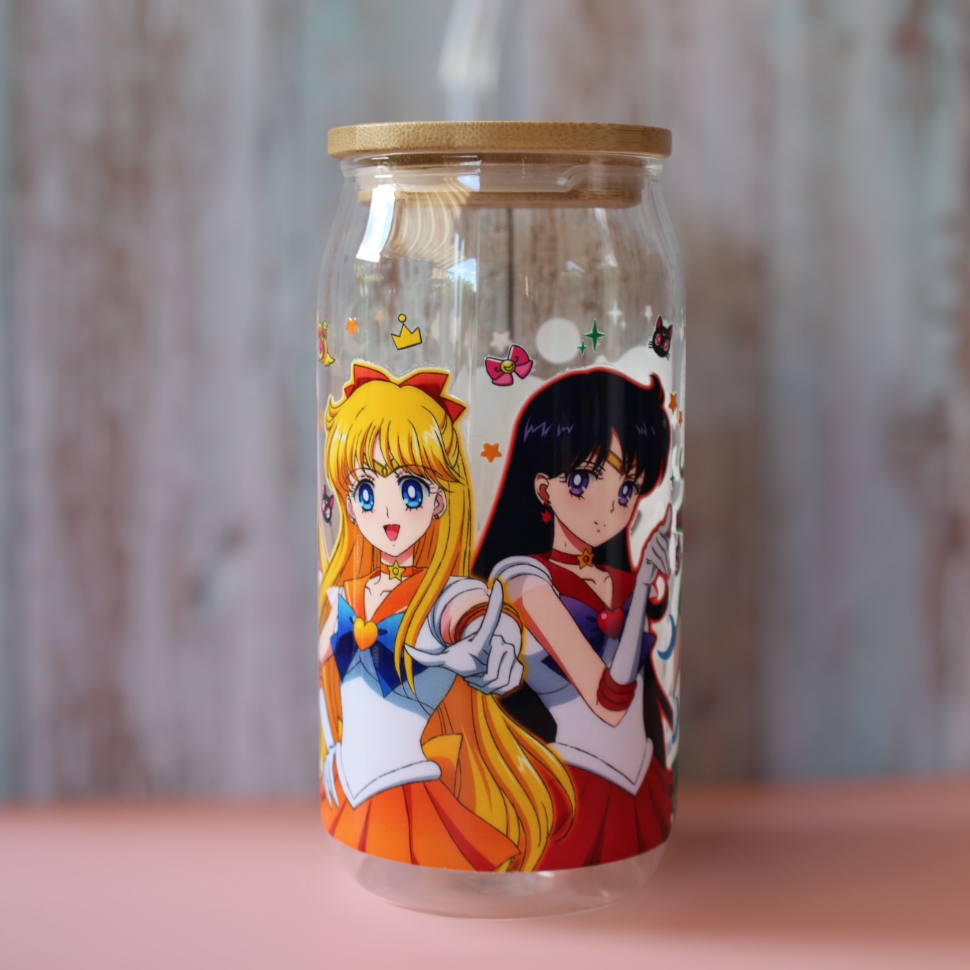 Trinkglas mit Bambus Deckel und Glasstrohhalm | Anime Trinkglas | Sailor Moon Trinkglas | Sailor Moon Becher | Trinkbecher | 560ml | 18 uz.