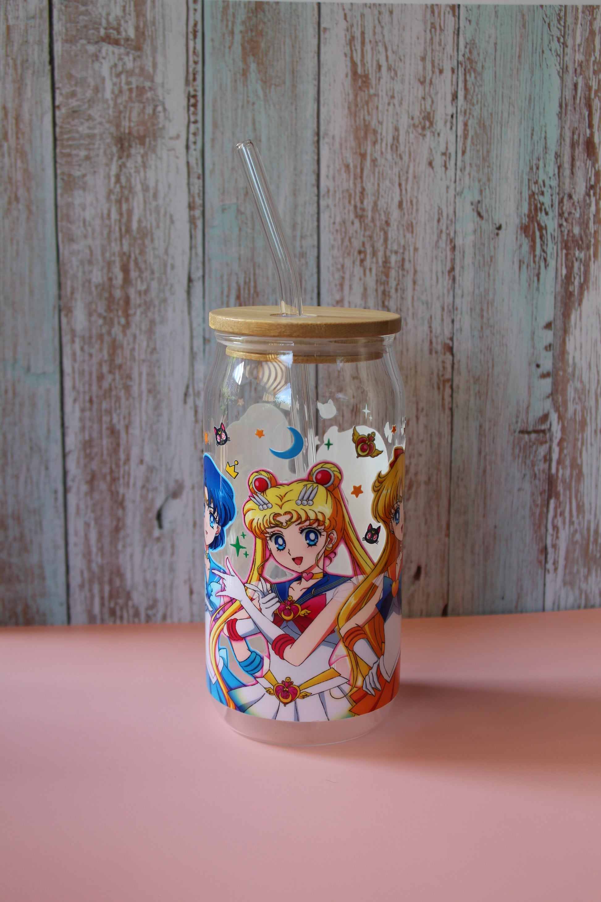 Trinkglas mit Bambus Deckel und Glasstrohhalm | Anime Trinkglas | Sailor Moon Trinkglas | Sailor Moon Becher | Trinkbecher | 560ml | 18 uz.