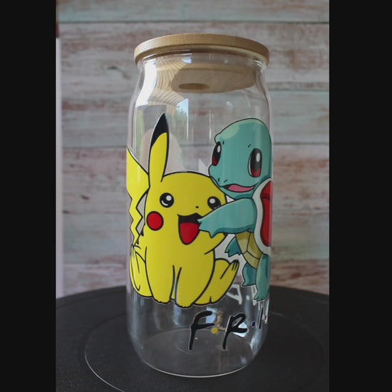 Trinkglas mit Bambus Deckel und Glasstrohhalm | Anime Trinkglas | Pokémon Trinkglas | Pikachu | Bisasam| Glumanda| Pokémon | 560ml | 18 uz.