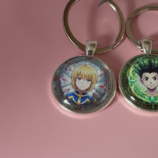 Hunter x Hunter Anime-Schlüsselanhänger mit rundem Motiv und silbernem Metallanhänger